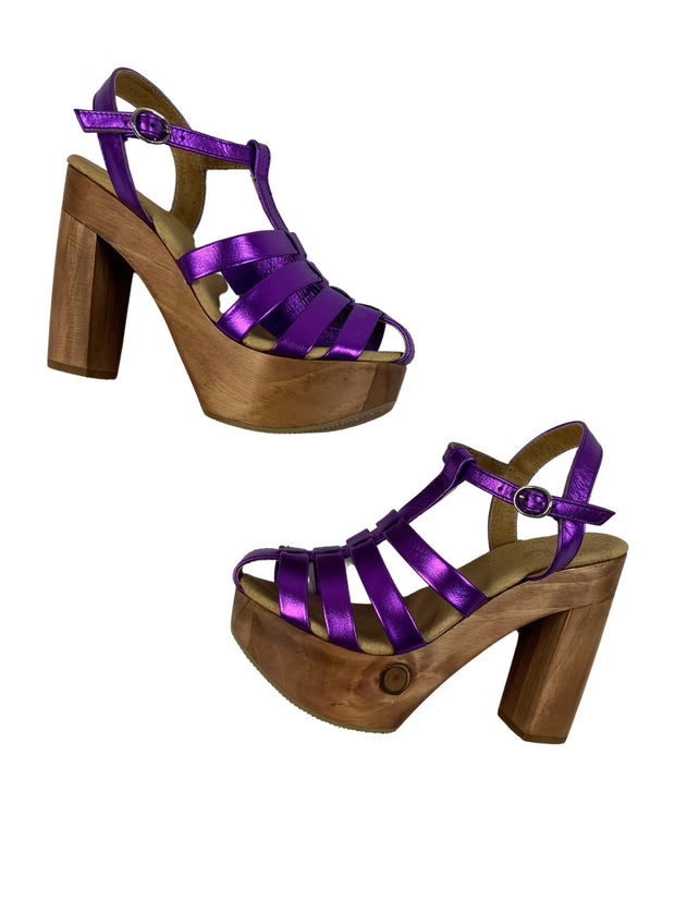CC Collection Conrad Block Heel in Metallic Purple